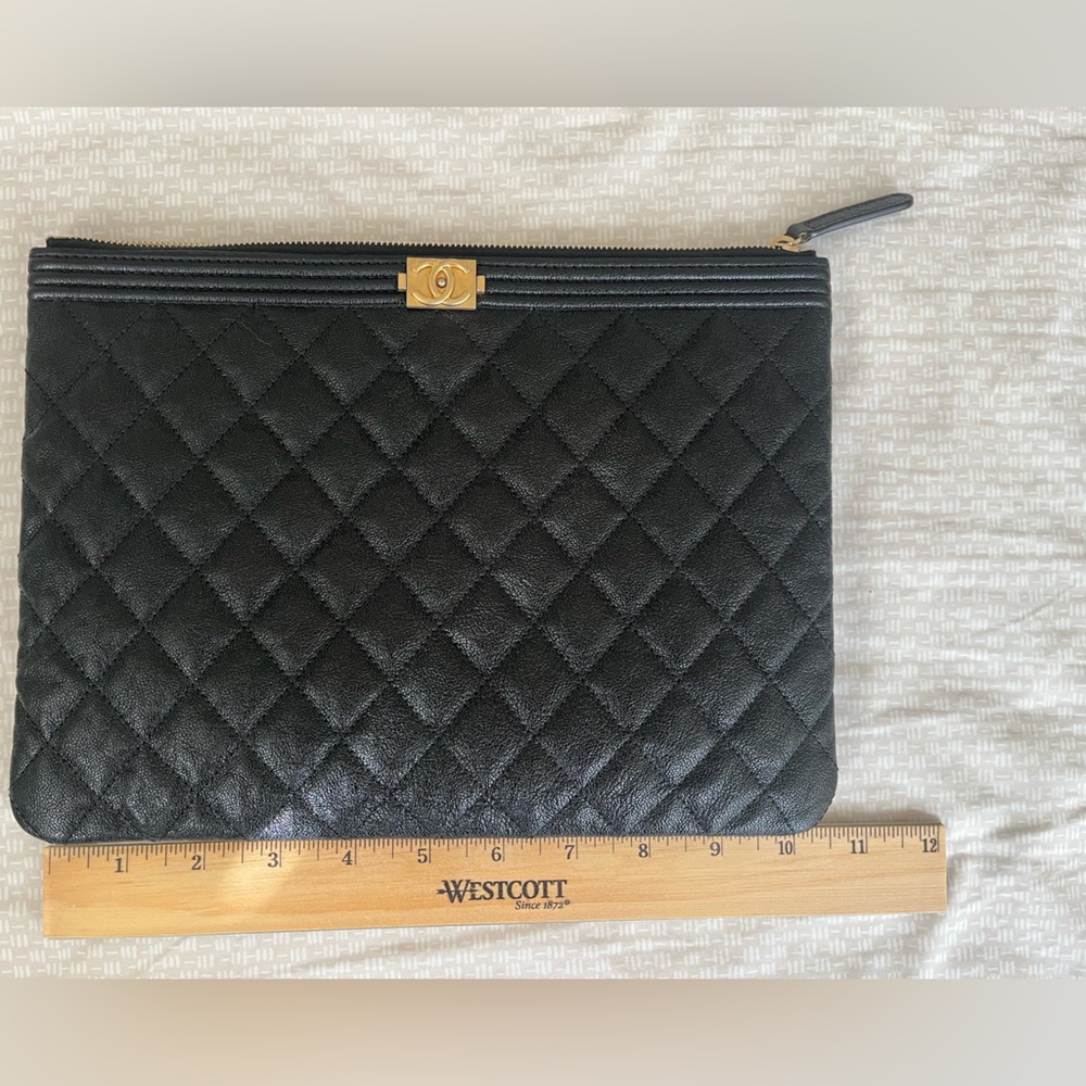 Chanel Medium Boy O’case - Picture 10 of 11